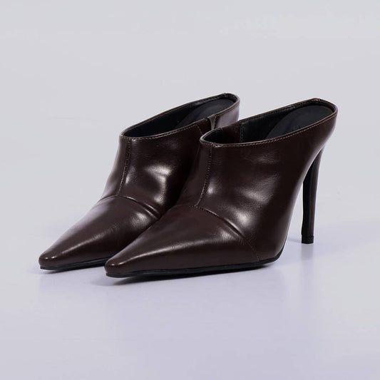 Cleo – Mule Feminino Bico Fino Salto Fino Marrom Escuro