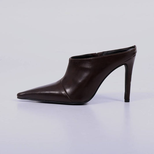 Cleo – Mule Feminino Bico Fino Salto Fino Marrom Escuro