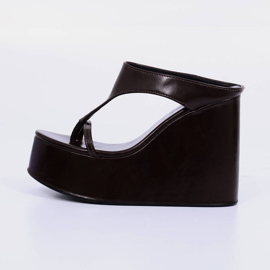 Jade – Tamanco Feminino Plataforma Anabela Tira Dedo Rocha
