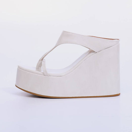 Jade – Tamanco Feminino Plataforma Anabela Tira Dedo Off White