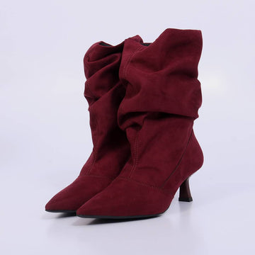 Cora – Bota Feminina Cano Médio Slouchy Salto Fino Marsala