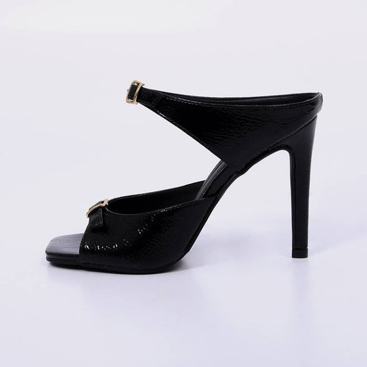 Suelen – Sandália Feminina Salto Fino com Tiras Largas Preto
