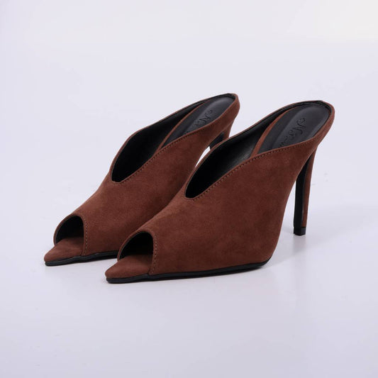 Firenze – Mule Feminino Peep Toe Camurça Salto Fino Terra