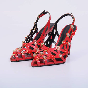 Kim – Slingback Feminino Vazado com Aplicações e Salto Fino Vermelho