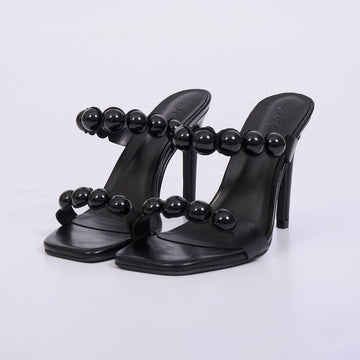 Joy – Tamanco Feminino com Esferas Resinadas e Salto Fino Preto