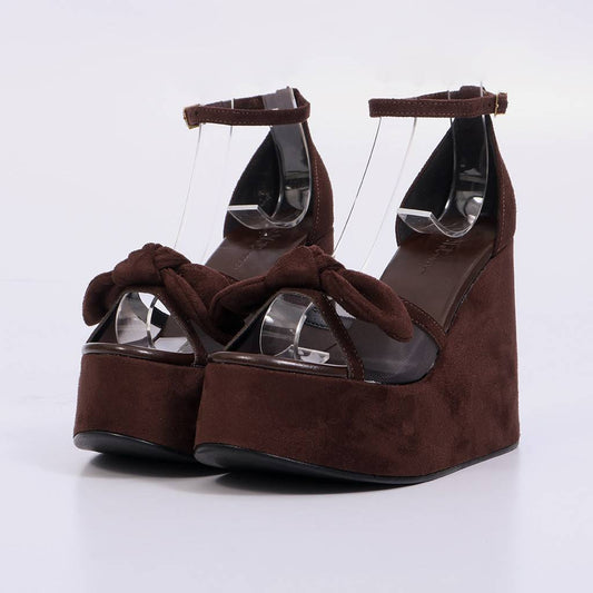 Olivia – Sandália Feminina Plataforma Anabela com Laço e Tela Rocha