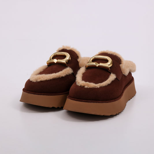 Berlim -  Mule  Feminino Plataforma Forrado Pelúcia Fivela Marrom Escuro