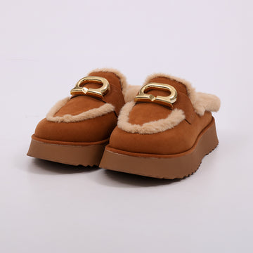 Berlim -  Mule Feminino Plataforma Forrado Pelúcia Fivela Caramelo