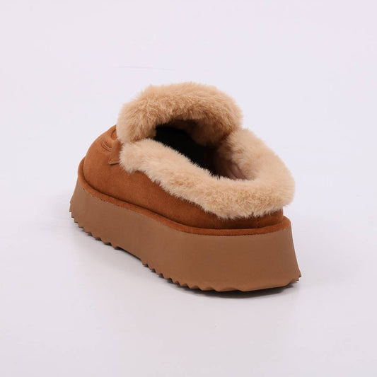 Cacau – Mule Feminino Flatforma Forrado Pelúcia Caramelo