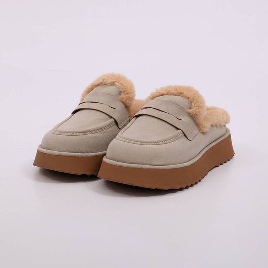 Cacau – Mule Feminino Flatforma Forrado Pelúcia Off White