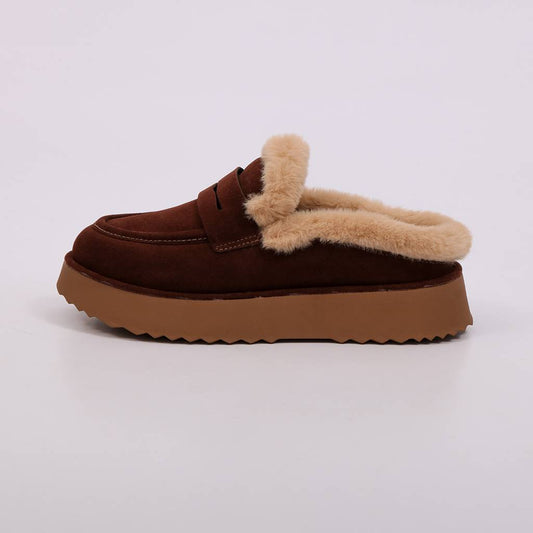 Cacau – Mule Feminino Flatforma Forrado Pelúcia Marrom Escuro