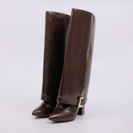 Egito – Bota Feminina Cano Médio Salto Baixo Fivela Marrom Escuro