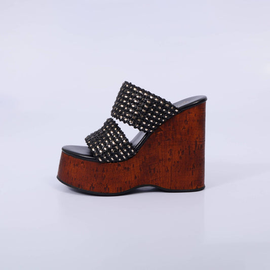 Iara – Tamanco Feminino Anabela Tiras Tramadas Preto