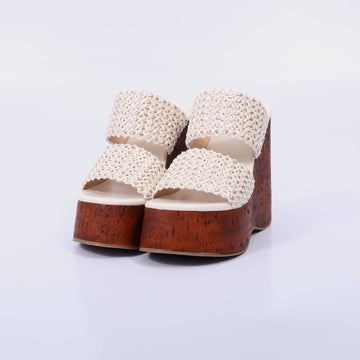 Iara – Tamanco Feminino Anabela Tiras Tramadas Off White