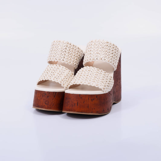 Iara – Tamanco Feminino Anabela Tiras Tramadas Off White
