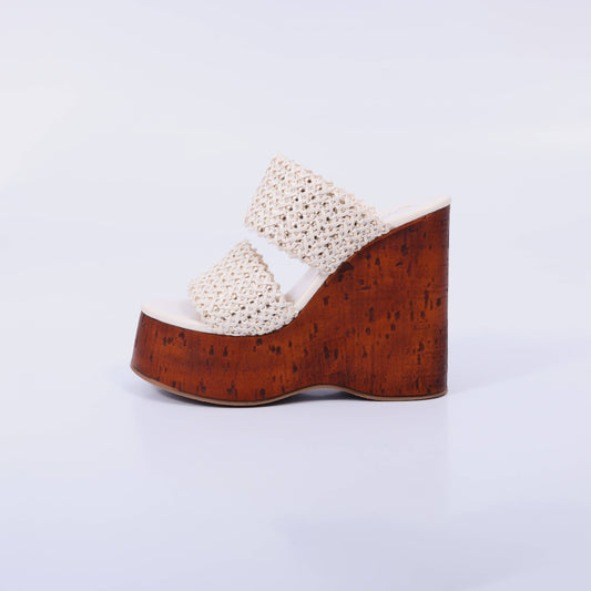 Iara – Tamanco Feminino Anabela Tiras Tramadas Off White