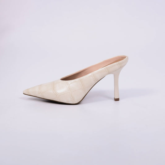 Liria - Mule Casual Feminino Salto Fino Bico Fino Off White