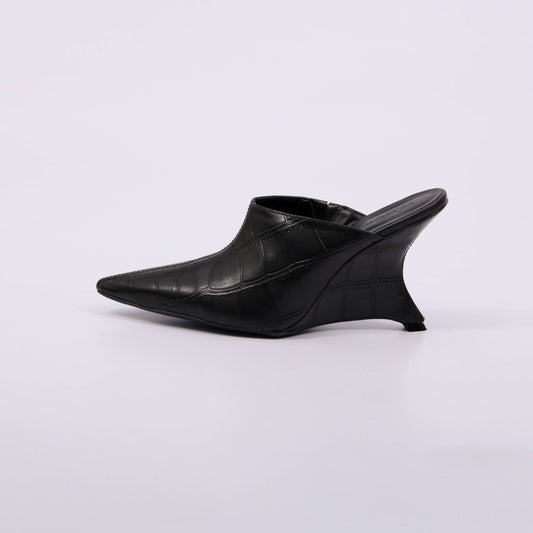 Mirela - Mule Feminino Clássico Salto Baixo Croco Preto