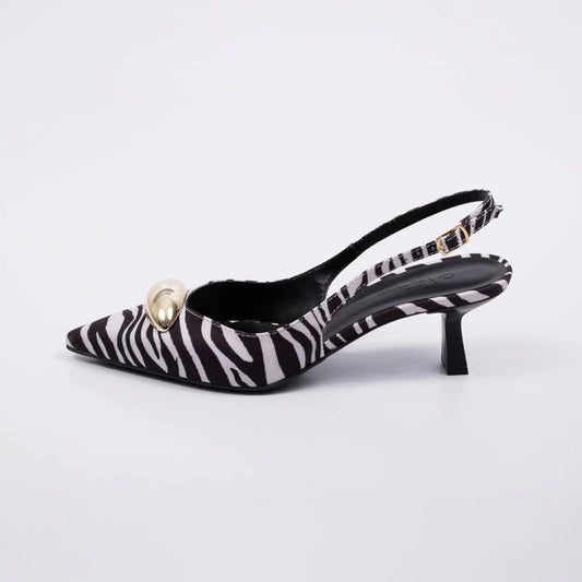 Milano - Scarpin Feminino Bico Fino Aplicação Slingback Zebra