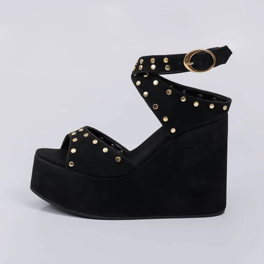 Nolita - Sandália Feminino com Fivela de Camurça Preto