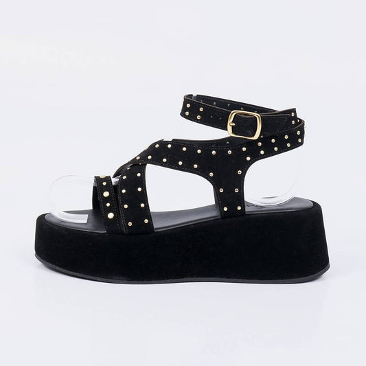 Irlanda - Sandália Feminina Plataforma Camurça Tiras Tachas Preto