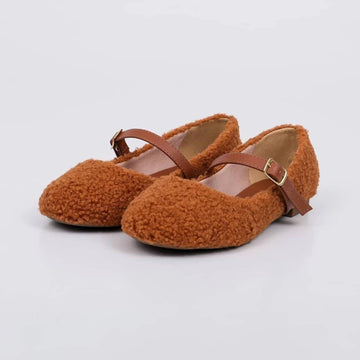 Tedi - Sapatilha Feminina Bico Redondo Fivela Pelo Teddy Caramelo