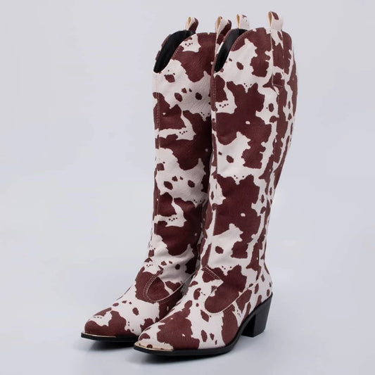 Celine - Bota Feminina Texana Bico Fino Vaca Marrom