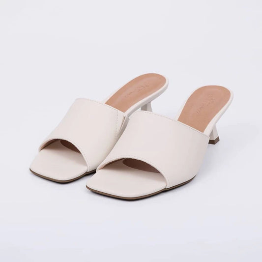 Safira - Tamanco Feminino Bico Quadrado Salto Taça Off-White