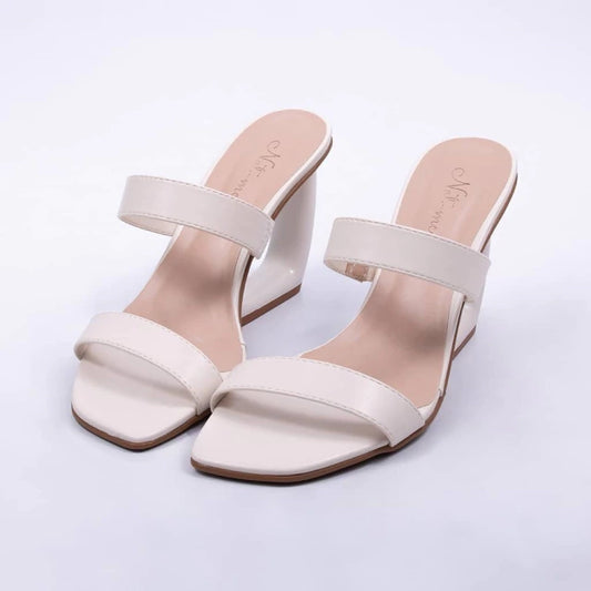 Olinda - Tamanco Feminino Bico Quadrado Salto Geométrico Off-White