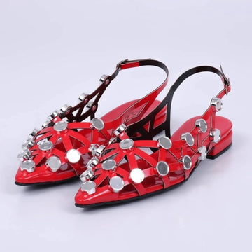 Sibeli - Slingback Feminina Bico Fino Aplicação Vermelha