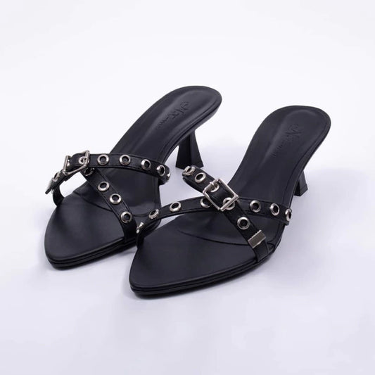 Grace - Tamanco Feminino Bico Folha Aplicação Preto