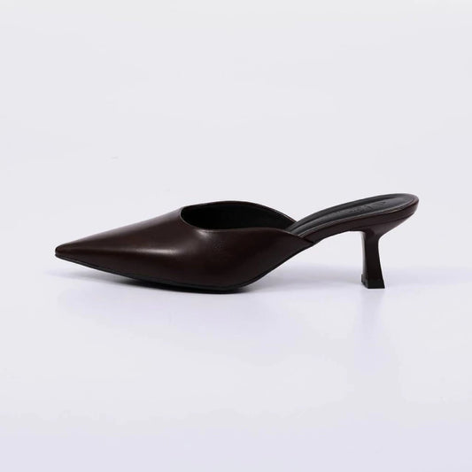 Elíse - Mule Feminino Salto Alto Bico Fino Marrom Escuro