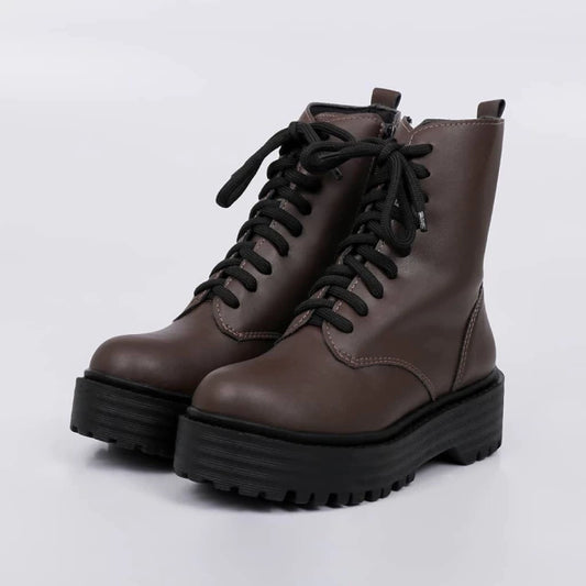 Box - Coturno Feminino Tratorado com Cadarço Marrom