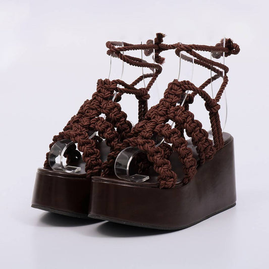 Cherri - Sandália Plataforma Alta Amarração Corda Marrom