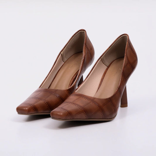 Thaís - Scarpin Feminino Salto Alto Bico Quadrado Caramelo