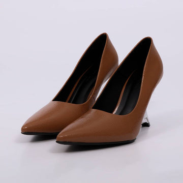 Selene - Scarpin Feminino Salto Geométrico Bico Fino Caramelo