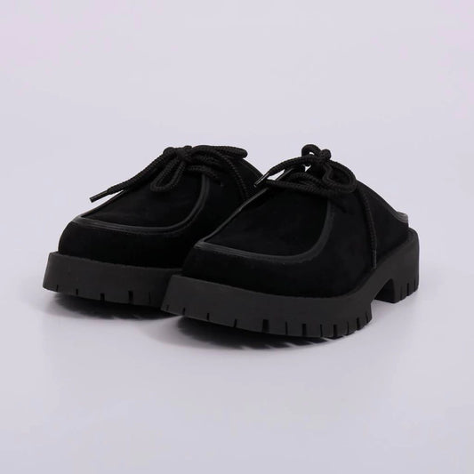 Emily - Mule Feminino Tratorado Camurça com Cadarço Preto