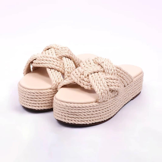 Havaí - Flatform Feminina Bico Redondo Tira Em Corda Bege