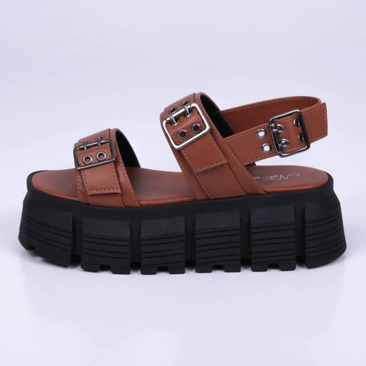 Meg - Sandália Tratorada Fivela Caramelo