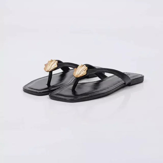 Babi - Rasteira Feminina Dedo Aplicação Concha Preto