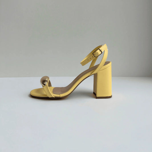 Dallas - Sandália Feminina Aplicação Salto Grosso Amarela