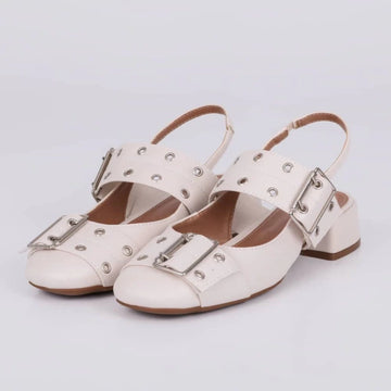 Tata - Slingback Feminino Bico Redondo Salto Grosso Fivela Off-White