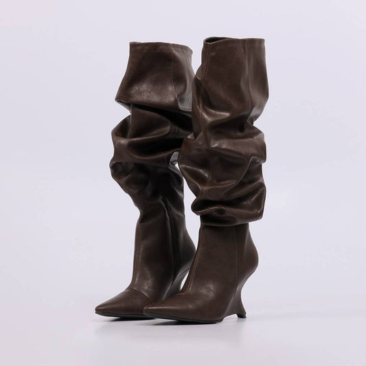 Melina - Bota Feminina Slouchy Cano Alto Salto Anabela Marrom