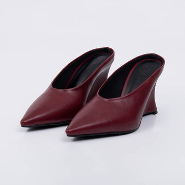 Niza - Mule Feminino Anabela Bico Fino Fechado Vermelho