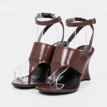 Cali - Sandália Feminina Anabela Tiras Fecho Tornozelo Marrom