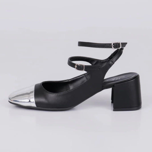 Jessie - Slingback Feminino Bico Redondo Prata/Preto