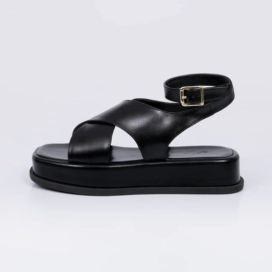 Califa - Sandália Feminino Flatform Bico Quadrado com Tira Preta