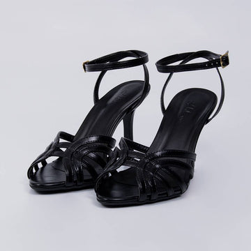 Ambar - Sandália Feminina Salto Fino Tiras Cruzadas Preto