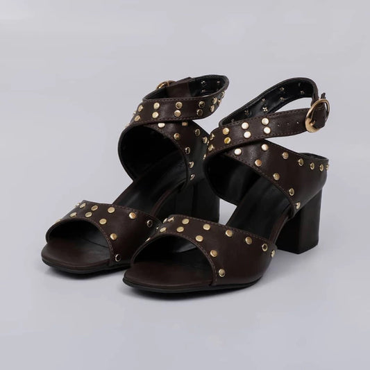 Boeme - Sandália Feminina com Tachas Salto Bloco Marrom