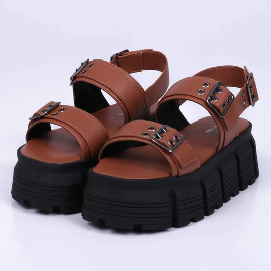 Meg - Sandália Tratorada Fivela Caramelo